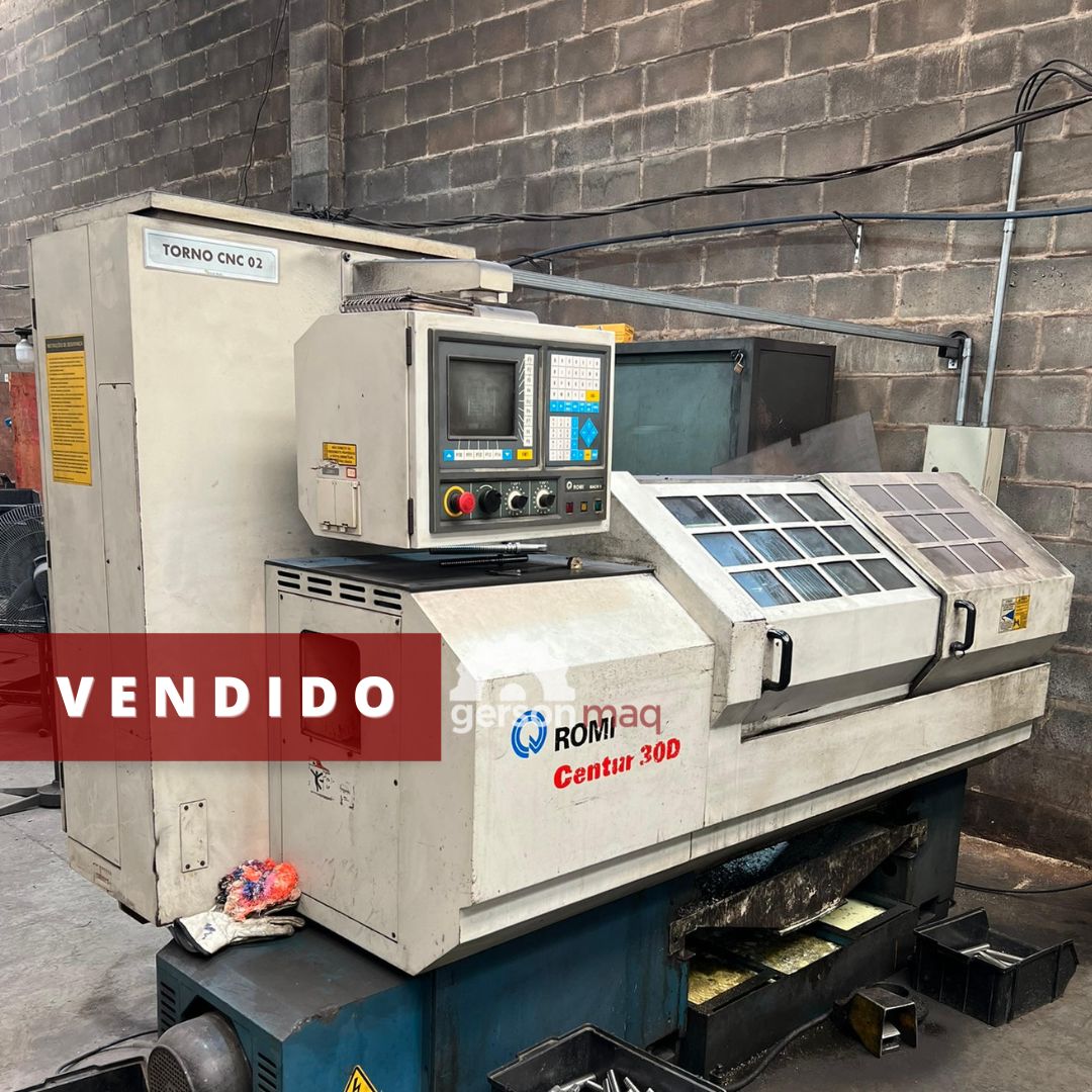 TORNO CNC ROMI CENTUR 30 D 1000 mm ANO 2004 MACH 09